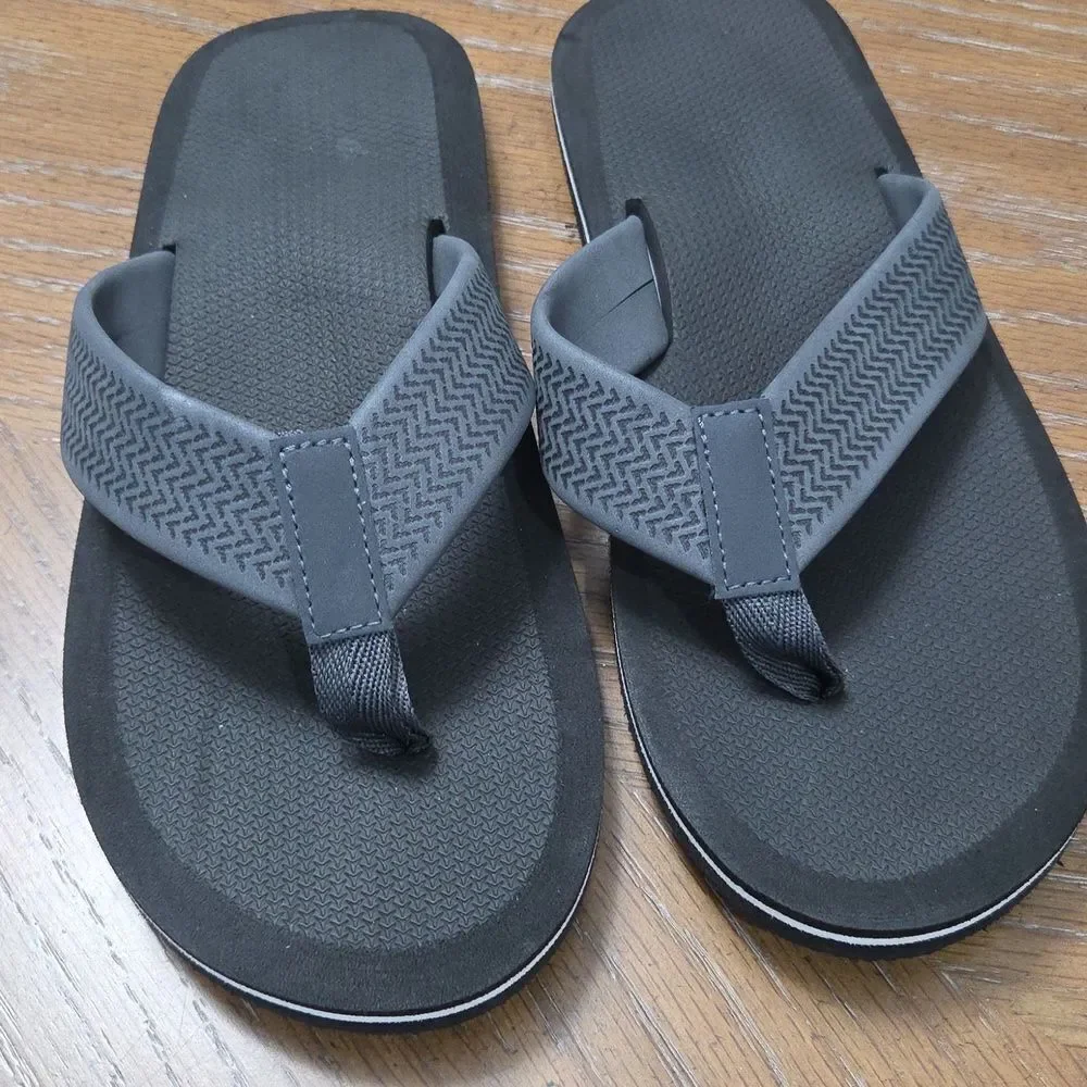 NWoT No Boundaries Grey Lightweight Eva Sandals Size 7